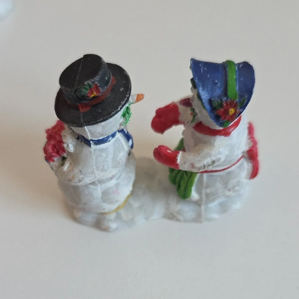 Lemax Christmas Village accessories